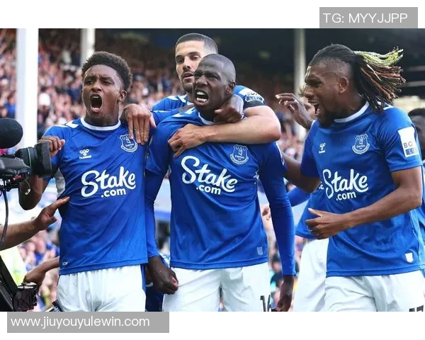 英超前球员点评阿玛德进攻威胁大防守能力不足引发关注