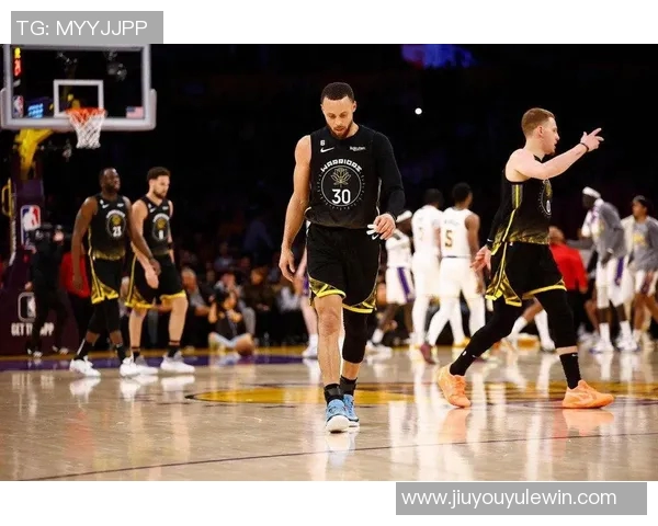 勇士新赛季夺冠概率仅38你对他们的前景怎么看