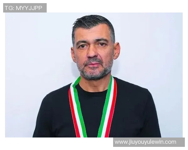 意媒报道小孔塞桑因旧伤复发半场被替换下场引发关注