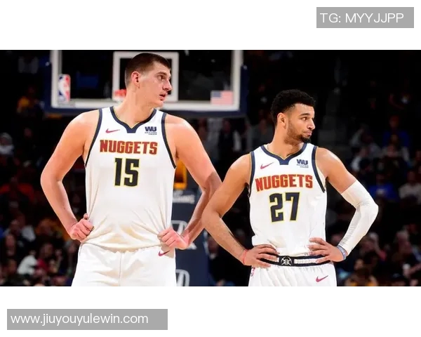 穆雷称赞约基奇中锋助攻王地位展现无私精神超越天勾风范