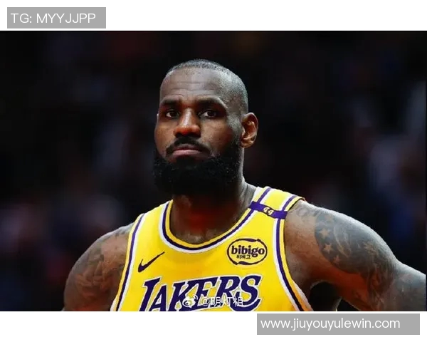 詹姆斯湖人生涯表现低迷第四节才拿到第10分令人失望